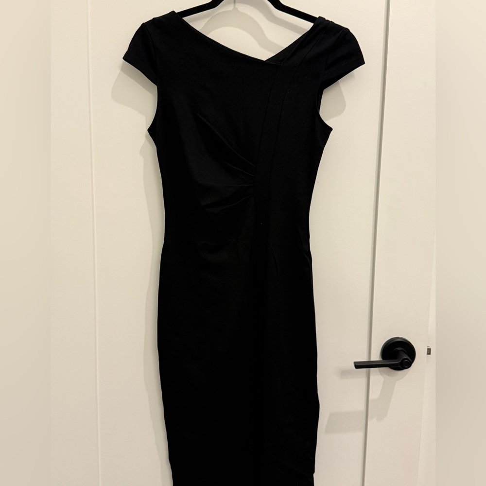 Chic Black One-Shoulder Dress